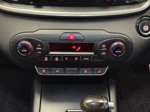 Kia Sorento 2.2CRDi AWD SX - Image 14