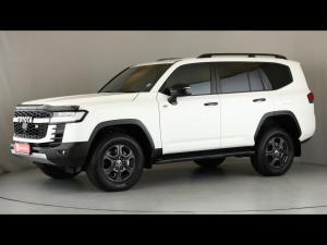 Toyota Land Cruiser 300 3.5T GR-Sport - Image 23