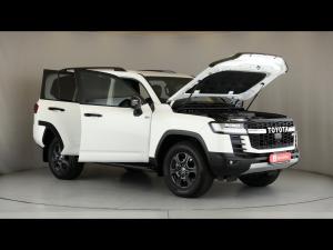 Toyota Land Cruiser 300 3.5T GR-Sport - Image 29