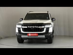 Toyota Land Cruiser 300 3.5T GR-Sport - Image 4