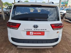 Toyota Land Cruiser 300 3.3D GR-Sport - Image 5