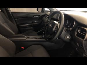 Toyota C-HR 1.2T Plus auto - Image 10