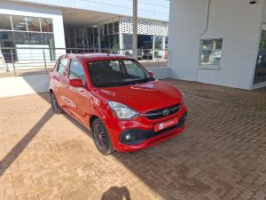 Toyota Vitz 1.0 XR manual - Image 1