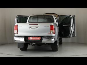 Toyota Hilux 2.4GD-6 double cab 4x4 Raider manual - Image 24
