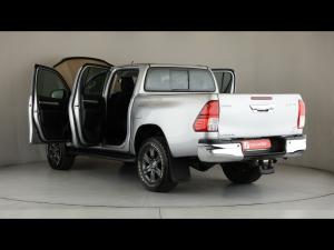Toyota Hilux 2.4GD-6 double cab 4x4 Raider manual - Image 25