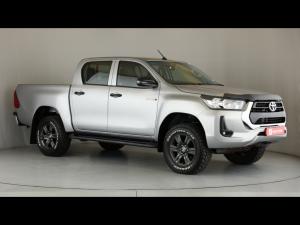 Toyota Hilux 2.4GD-6 double cab 4x4 Raider manual - Image 1