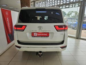 Toyota Land Cruiser 300 3.3D ZX - Image 5