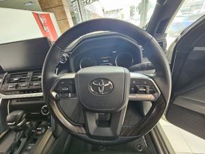 Toyota Land Cruiser 300 3.3D ZX - Image 8