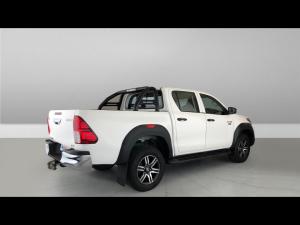 Toyota Hilux 2.4GD-6 double cab 4x4 Raider X auto - Image 2