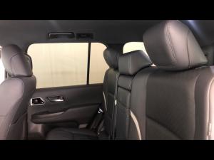 Toyota Land Cruiser 300 3.3D GR-Sport - Image 11