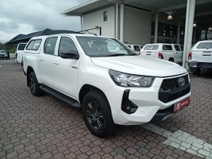 Toyota Hilux 2.4GD-6 double cab 4x4 Raider manual - Image 1