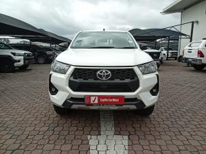 Toyota Hilux 2.4GD-6 double cab 4x4 Raider manual - Image 4