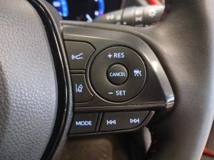 Toyota Corolla Cross 1.8 Hybrid GR-Sport - Image 10