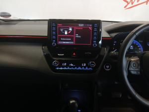 Toyota Corolla Cross 1.8 Hybrid GR-Sport - Image 14