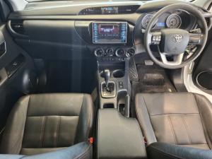 Toyota Hilux 2.4 GD-6 SRX 4X4 automaticS/C - Image 6