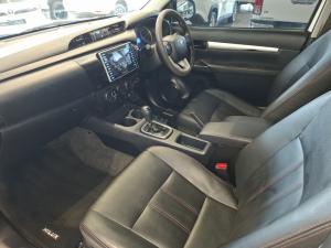 Toyota Hilux 2.4 GD-6 SRX 4X4 automaticS/C - Image 7