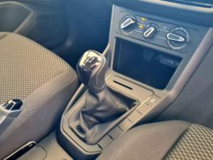 Volkswagen Polo 1.0 TSI - Image 9