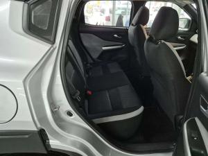 Nissan Magnite 1.0T Acenta CVT - Image 10