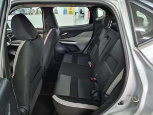 Nissan Magnite 1.0T Acenta CVT - Image 11