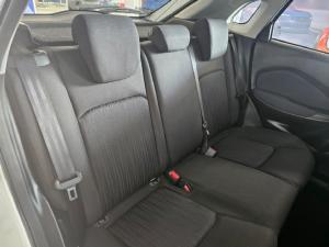 Toyota Starlet 1.5 XS auto - Image 11