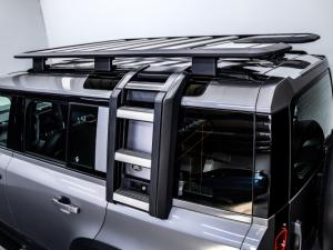 Land Rover Defender 110 D240 SE - Image 11