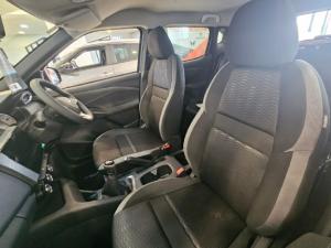 Nissan Magnite 1.0 Visia manual - Image 6