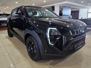 2025 Mahindra XUV 3XO 1.2T MX2 auto