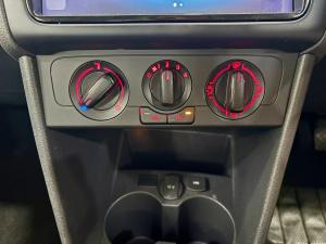 Volkswagen Polo Vivo hatch 1.4 - Image 8