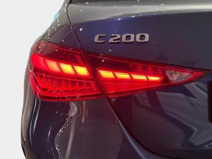 Mercedes-Benz C-Class C200 Avantgarde - Image 17