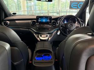 Mercedes-Benz V-Class V300d Exclusive - Image 12