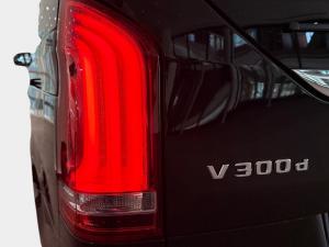 Mercedes-Benz V-Class V300d Exclusive - Image 17