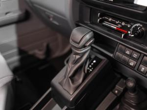 Toyota Land Cruiser 79 2.8GD-6 double cab - Image 10