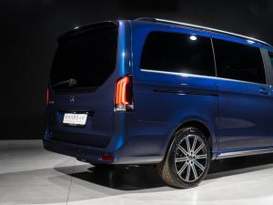 Mercedes-Benz V-Class V300d Exclusive - Image 22