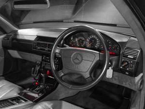 Mercedes-Benz SL 320 automatic - Image 4