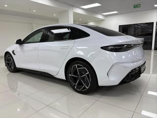 BYD Seal Premium Extended Range