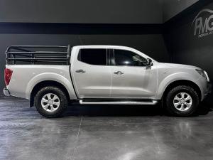 Nissan Navara 2.3D double cab SE auto - Image 4