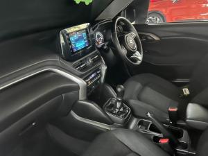 Suzuki Grand Vitara 1.5 GL manual - Image 11