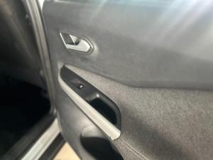 Nissan Magnite 1.0 Turbo Acenta Plus auto - Image 5