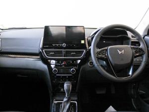 Mahindra XUV 3XO 1.2T AX7L - Image 16