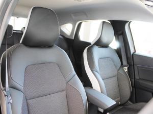 Renault Captur 1.3 Turbo Zen - Image 18