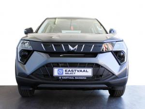 Mahindra XUV 3XO 1.2T MX3 manual - Image 2