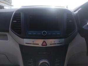Mahindra XUV300 1.5TD W6 - Image 20