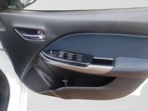 Toyota Starlet 1.4 XR auto - Image 18