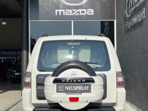 Mitsubishi Pajero 5-door 3.2DI-D GLS - Image 6