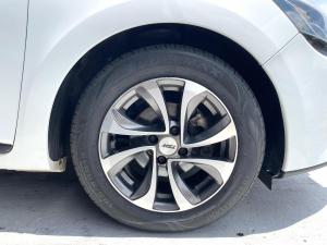 Renault Clio 66kW turbo Blaze - Image 8