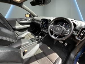 Volvo XC40 T5 AWD R-Design - Image 13