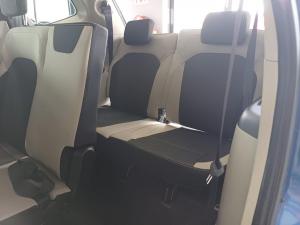 Renault Triber 1.0 Prestige auto - Image 19