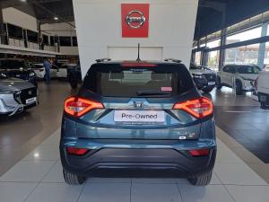 Mahindra XUV300 1.2T W6 - Image 6