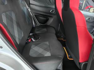 Renault Kwid 1.0 Techno auto - Image 22