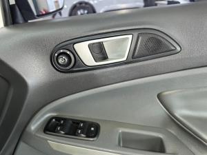 Ford EcoSport 1.5TDCi Titanium - Image 20